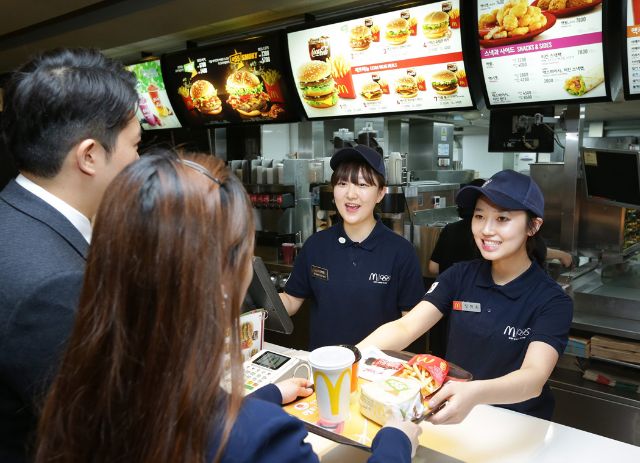 Thu nhập du học sinh tại Hàn Quốc phụ thuộc vào việc làm thêm