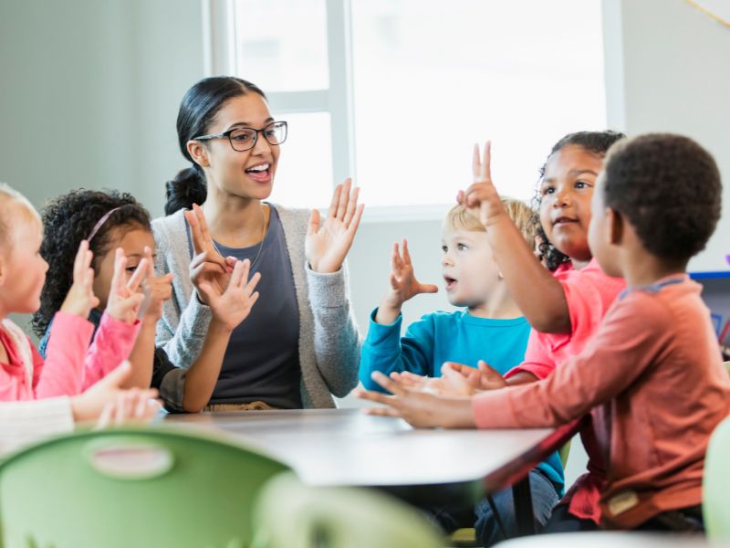 Chuong-trinh-hoc-va-noi-dung-dao-tao