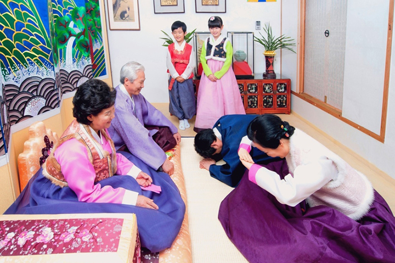 Cui-lay-nguoi-lon-tuoi-Sebae-va-nhan-tien-mung-Sebaetdon