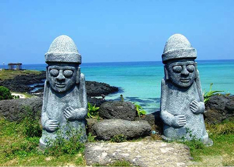 Dol Hareubang – tượng đá may mắn trên đảo Jeju